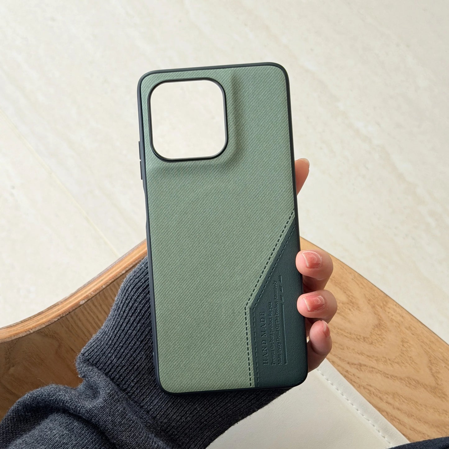 Business Splicing Fabric Pattern Magnetic Phone Case For Motorola G86 G56 G15 Edge 60 Stylus 60 Fusion Wireless Charging Cover