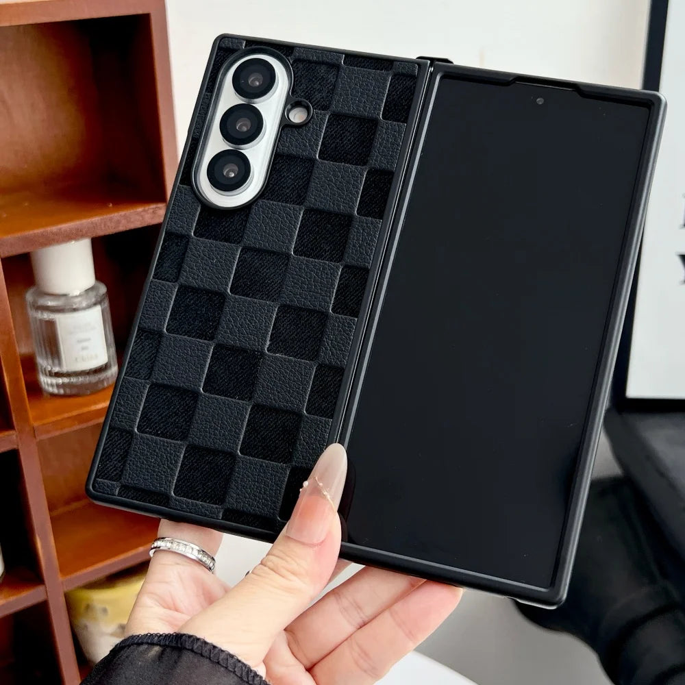 Vintage Chevron Wrist Strap Lanyard Anti Drop Fold Phone Case For Samsung Z Fold 7 6 5 4 3 Lens Protection Shockproof Back Cover