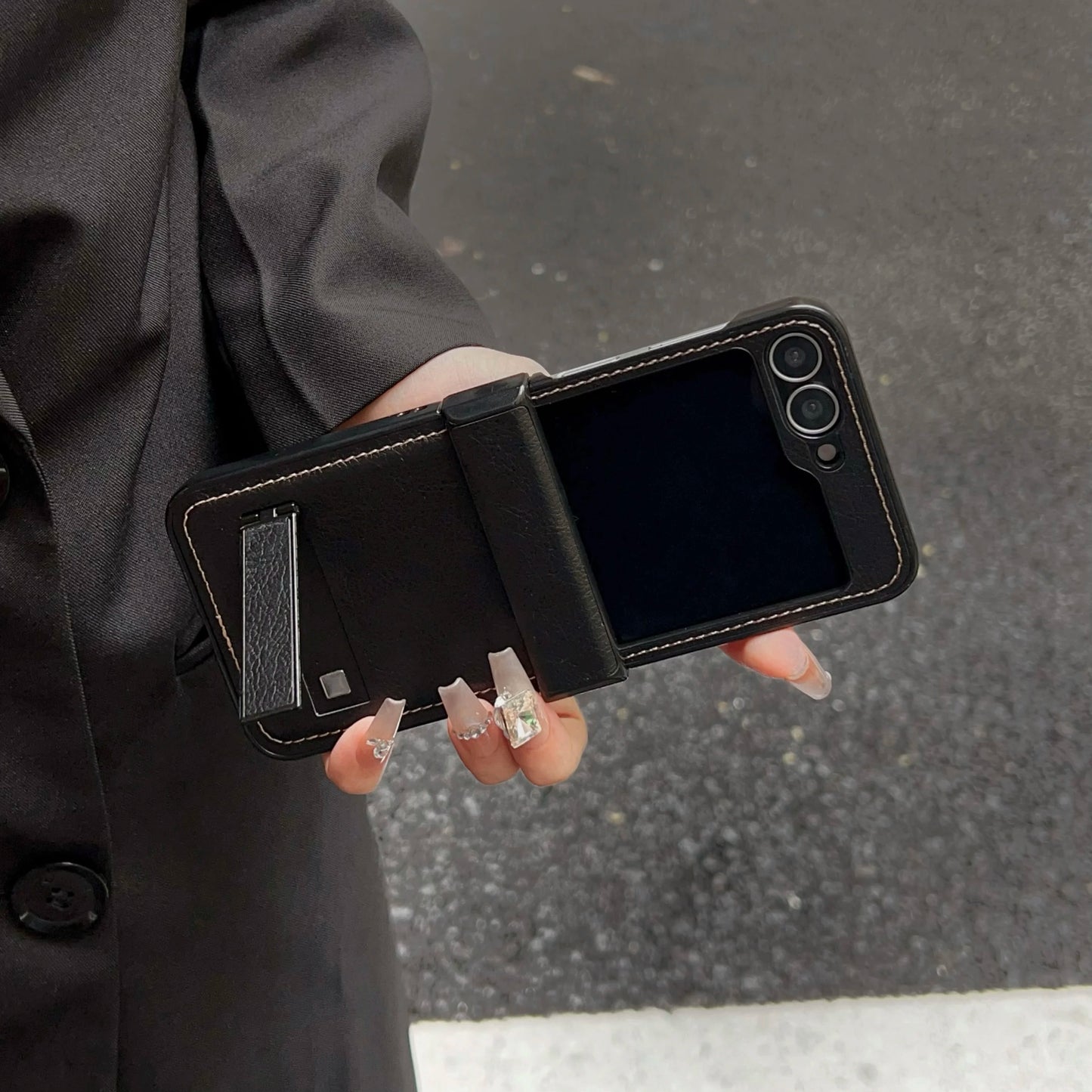 Korean Luxury Litchi Leather Bracket Case For Samsung Galaxy Z Flip 6 5 4 Hinge Central Axis Protection Solid Color Stand Cover