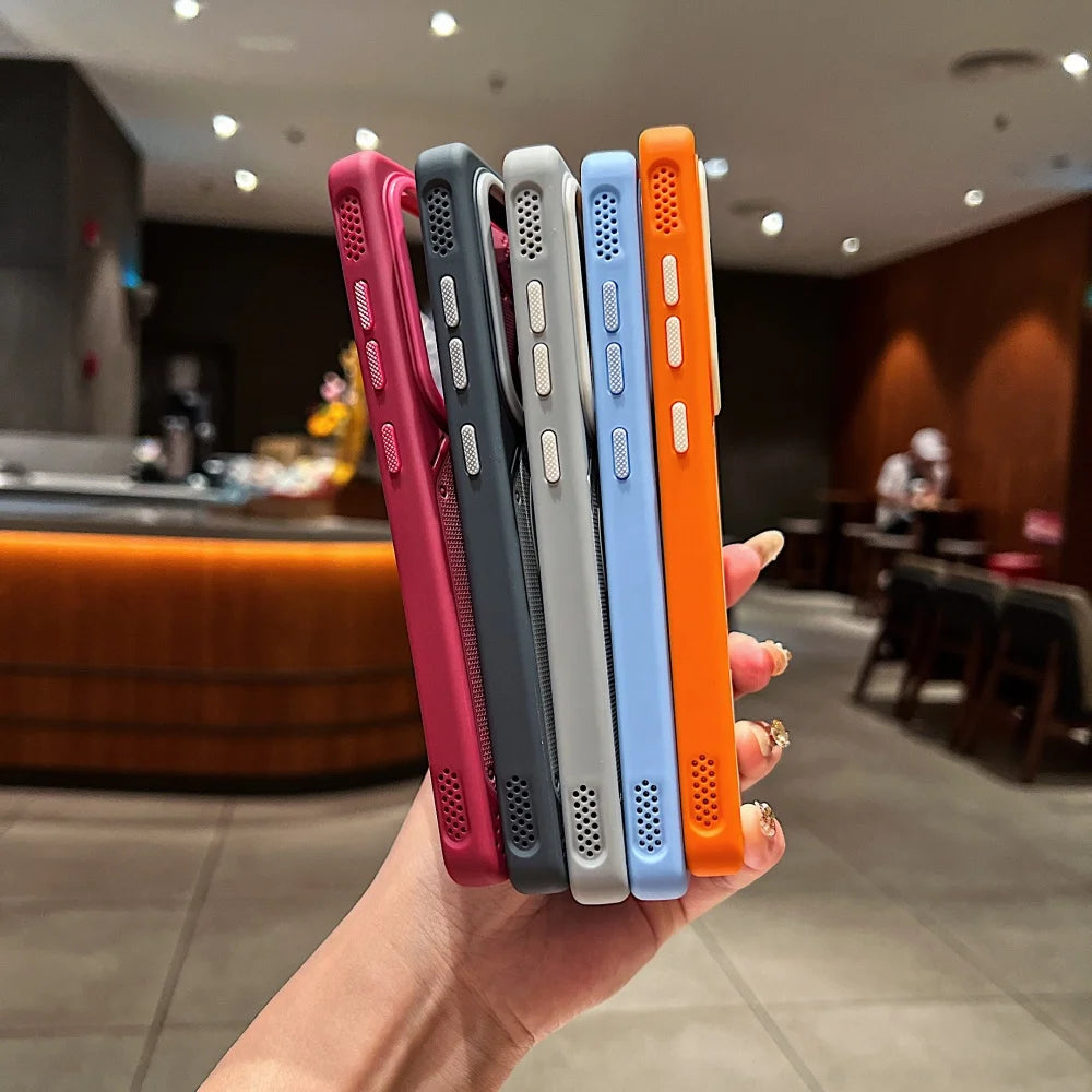 Summer Heat Dissipation Breathable Mesh Hole Case For Samsung Galaxy S26 S25 S24 Ultra S26 For Magsafe Magnetic Shockproof Cover
