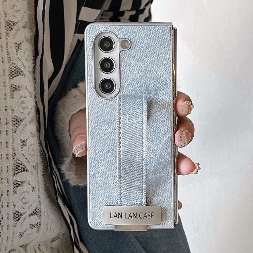 Wristband Case For Samsung Galaxy Z Fold 6 Luxury Full Glitter Cover Funda For Samsung Z Fold 7 5 Fold4 3 Bracket Shining Shell