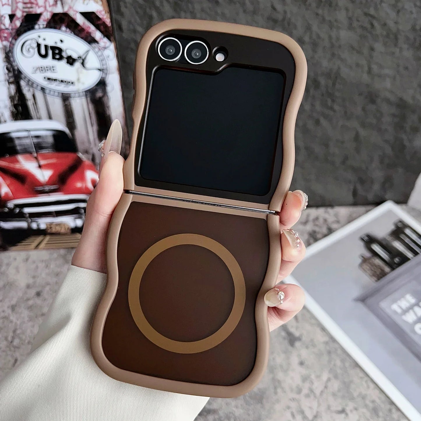 Stylish Big Wave Magnetic Matte Case For Samsung Galaxy Z Flip 3 4 5 6 7 5G ZFlip7 Flip6 5G Translucent Frosted Back Cover Funda