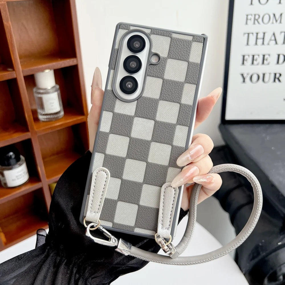 Vintage Chevron Wrist Strap Lanyard Anti Drop Fold Phone Case For Samsung Z Fold 7 6 5 4 3 Lens Protection Shockproof Back Cover