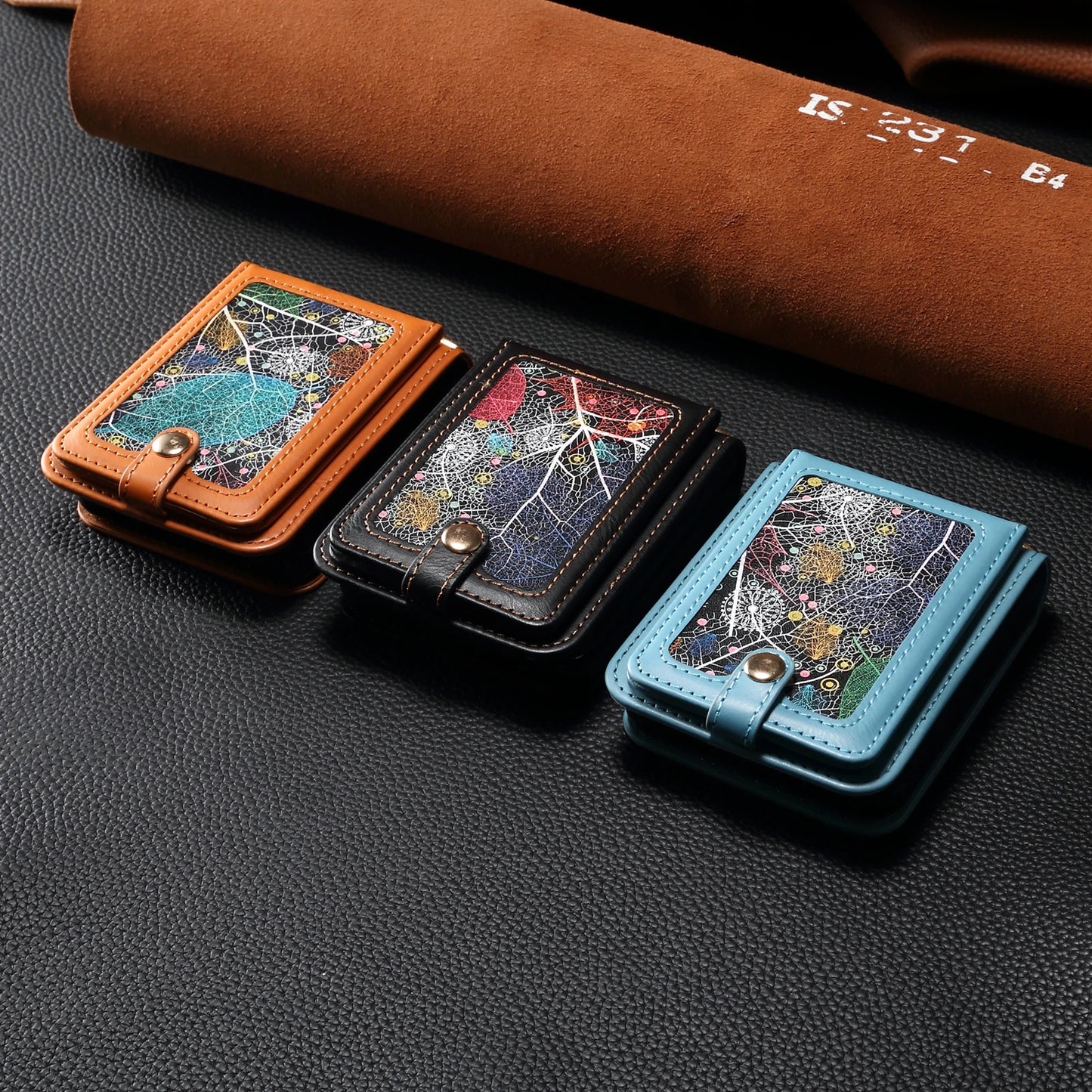 Crossbody Bag Fashion Leather Phone Case For Samsung Galaxy Z Flip 6 5 4 3 Flip5 Flip4 Flip3 5G Long Lanyard Wallet Card Cover