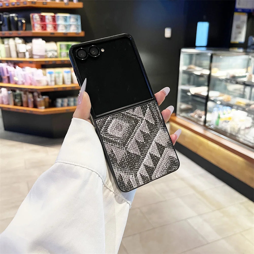 Ins Plaid Leather Fashion Phone case for Samsung Galaxy Z Flip 7 6 5 Flip 6 5 Flip 5 4 3 Cover Korean Cute Shockproof Funda Capa