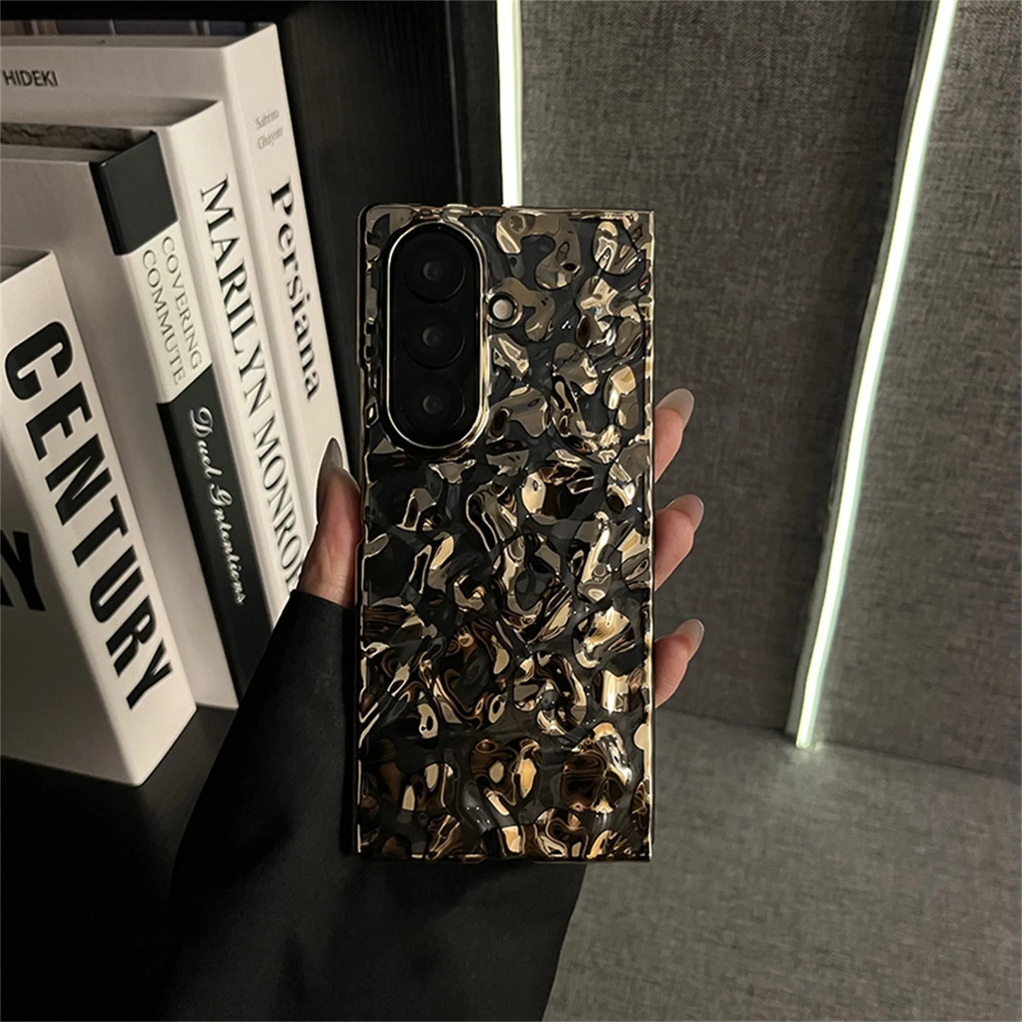 Luxury Wrinkle Electroplated Leopard Phone Case for Samsung Galaxy Z Fold 6 Z Fold6 Fold7 Back Cover