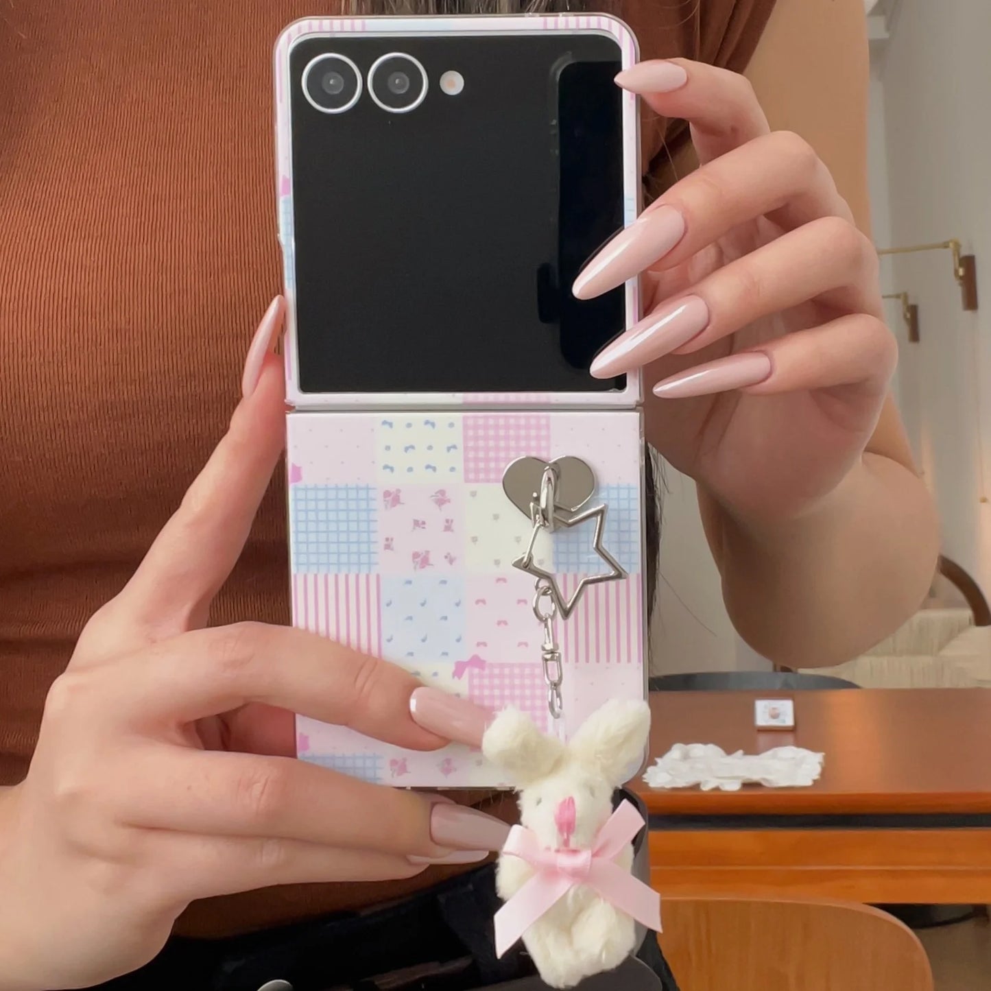 Lovely Flower Phone Case For Samsung Galaxy Z Flip 7 Plush Rabbit Cover Funda For Samsung Z Flip 6 flip5 4 Protective Back Cases