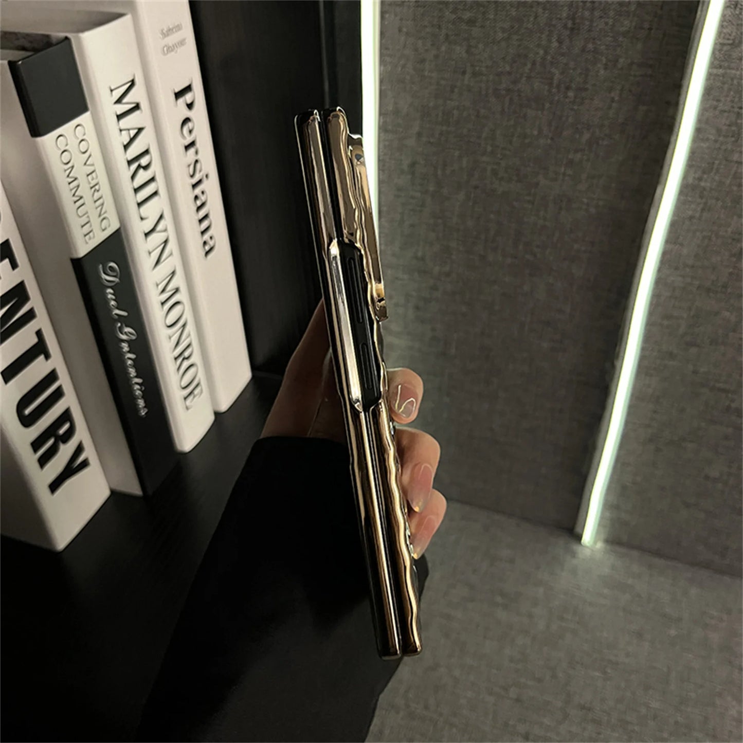 Luxury Wrinkle Electroplated Leopard Phone Case for Samsung Galaxy Z Fold 6 Z Fold6 Fold7 Back Cover