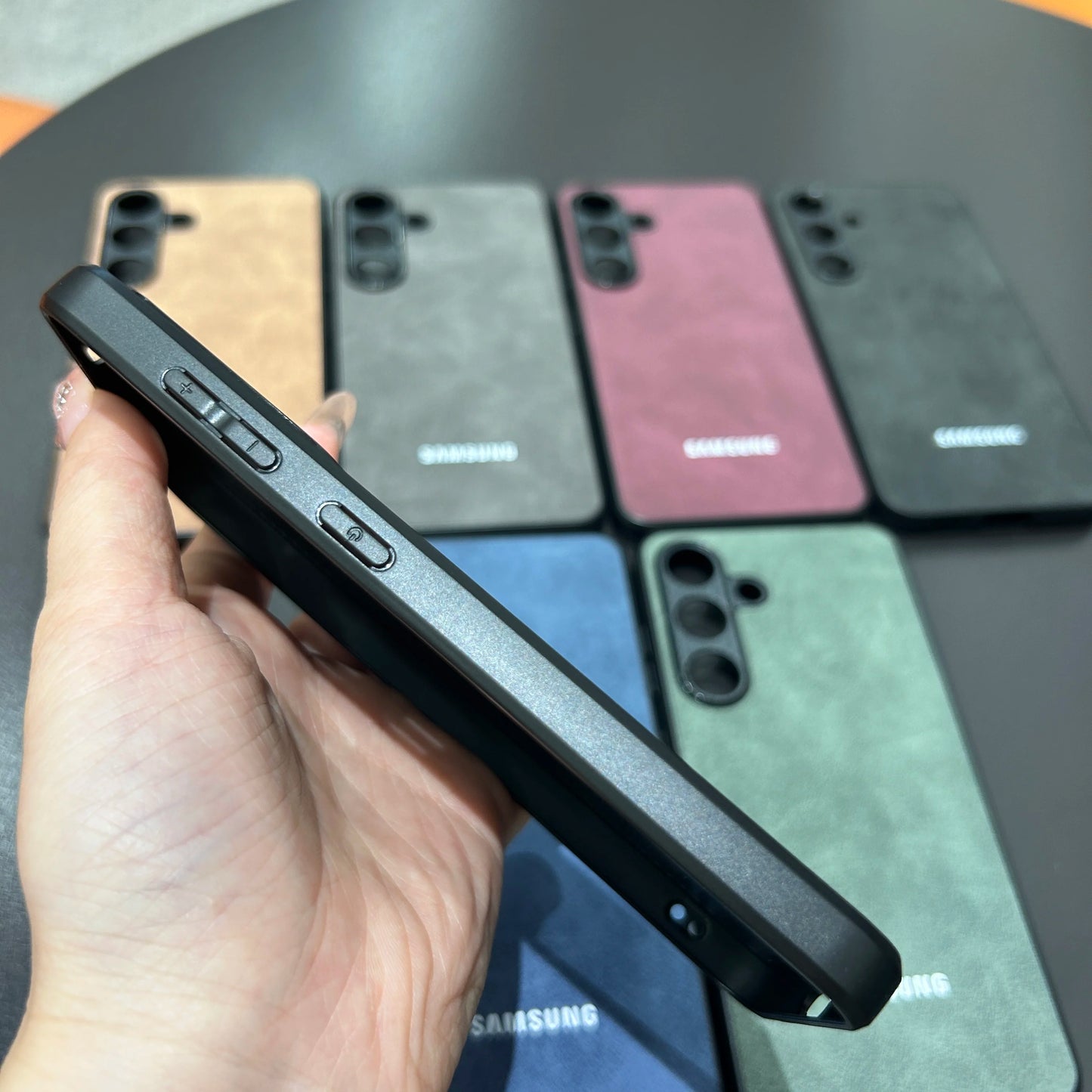 Luxury Sheepskin Leather Phone Case Samsung Galaxy S25Ultra S25 S24 S23 S22 S21 Ultra Plus S23FE S24FE Lambskin Soft Coque