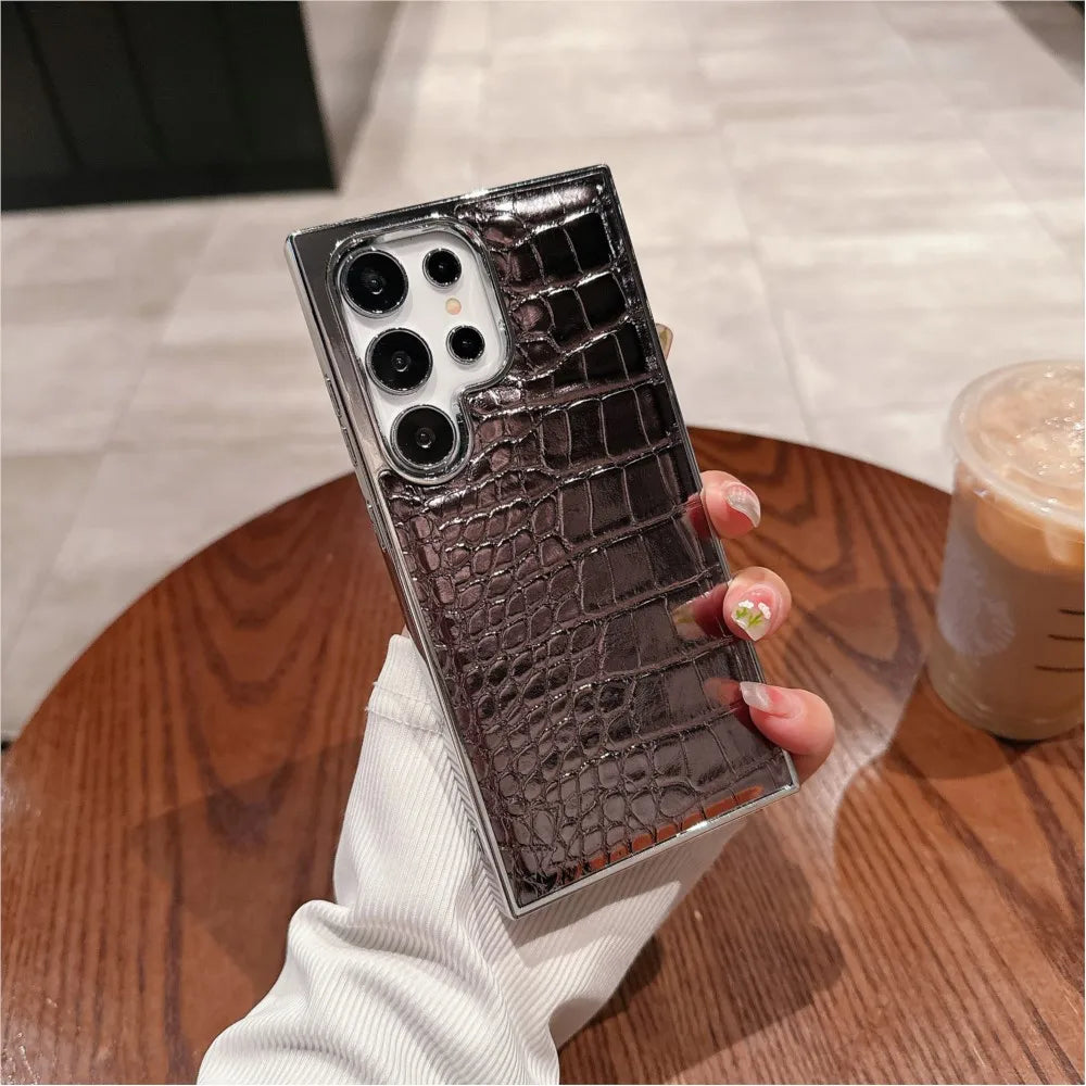 Luxury Gradient Crocodile Pattern Leather Laser Case For Samsung Galaxy S25 S24 S23 Ultra Plus Aurora Color Plating Hard Cover