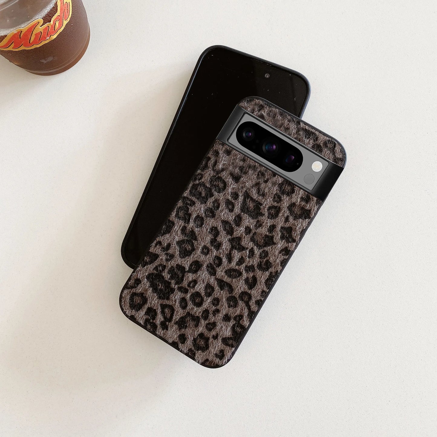 Retro Leopard Print Phone Case Plush Textured Phone Case Protective Cover for Google Pixel 10 9 Pro XL 6 Pro 7 Pro 7A 8 8A 9A 6A