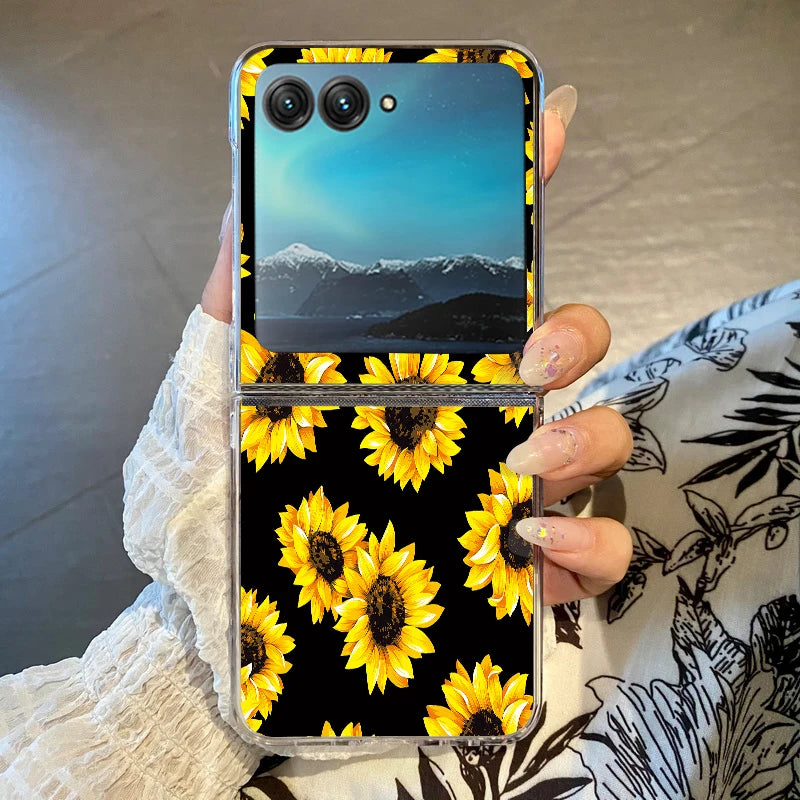 Colorful Flowers Patterned Phone Case For Motorola Razr 60 Ultra Razr 50 40 Ultra 50 40 Clear Shockproof Hard PC Folding Cover