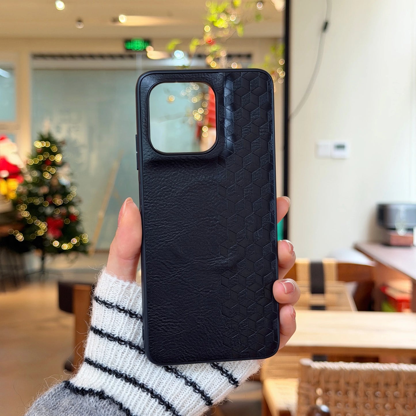 Luxury 3D Grid Strong Magnetic Phone Casefor Motorola G86 G06 G56 G15 Edge 60 Stylus 60 Fusion Wireless Charging Slim Fit Cover