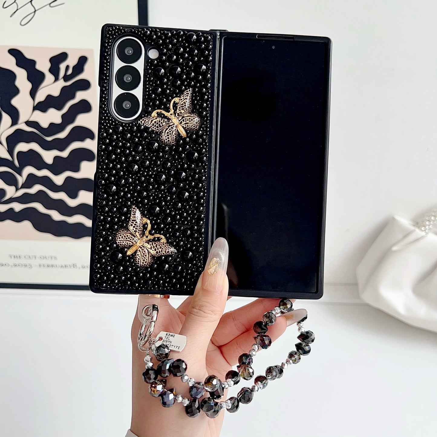 Fashional Crystal Bracelet Pearl Butterfly Phone Case For Samsung Galaxy Z Fold 7 6 5 4 3 Unique Fall prevention Protector Cover