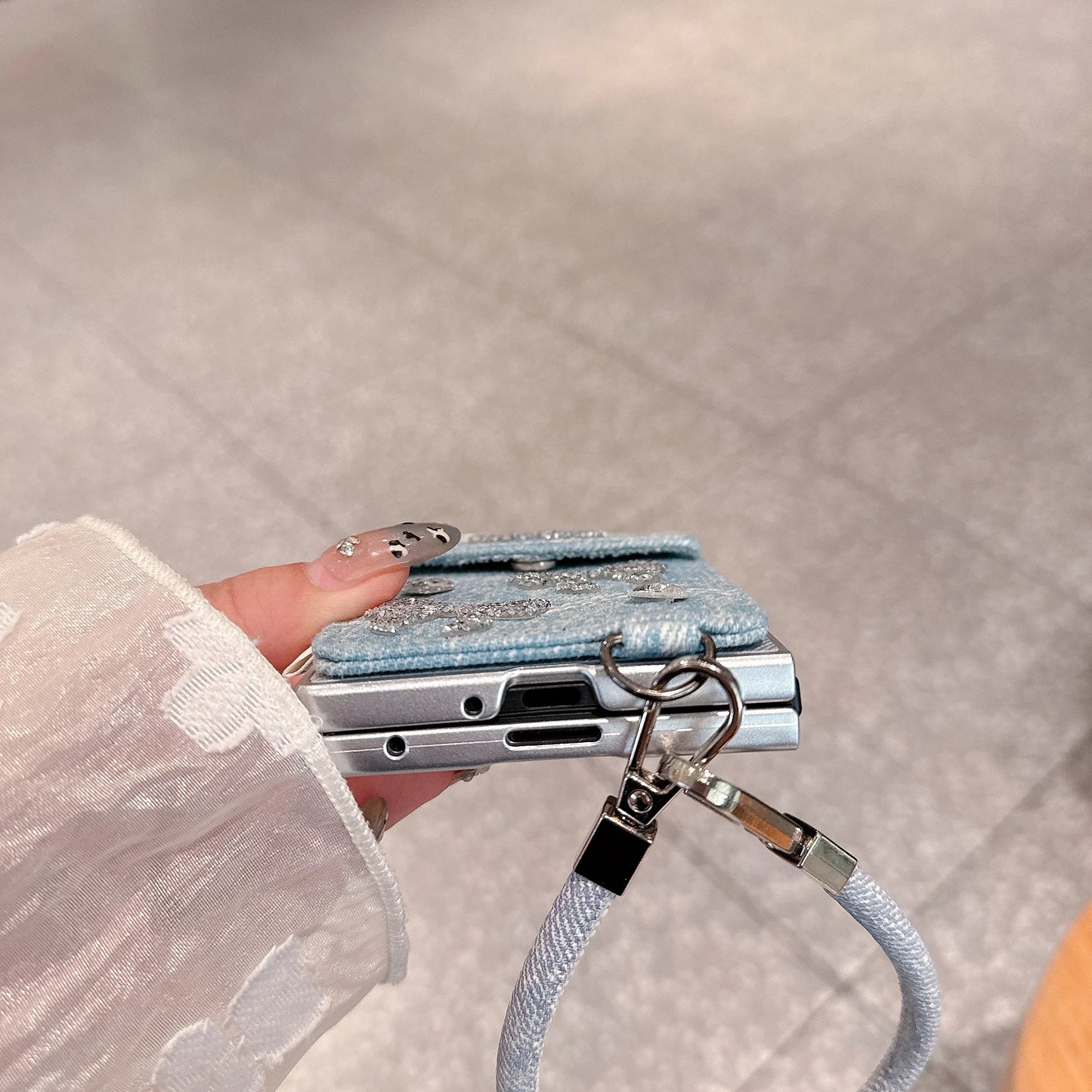 Diamond Bow Wrist Chain Case for Samsung Galaxy Z Fold 7 Fold 6 5 4 3 Simple Denim Card Holder Shockproof Bracket Back Cover