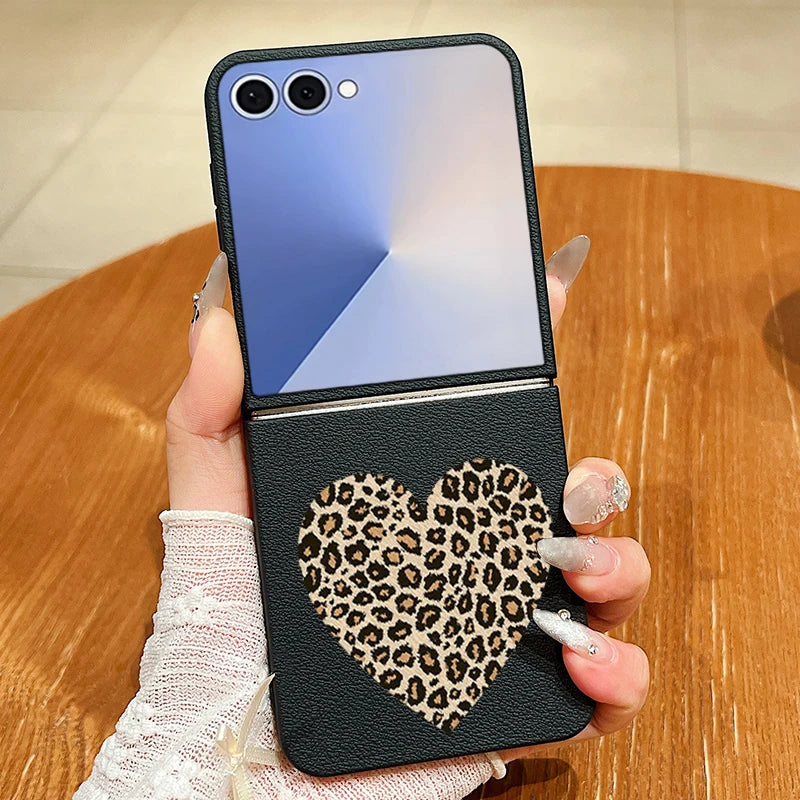 Leopard Print Big Heart Phone Case For Samsung Galaxy Z Flip7 FE Flip6 Flip 7 6 5 4 3 For Magsafe Wireless Charge Folding Cover