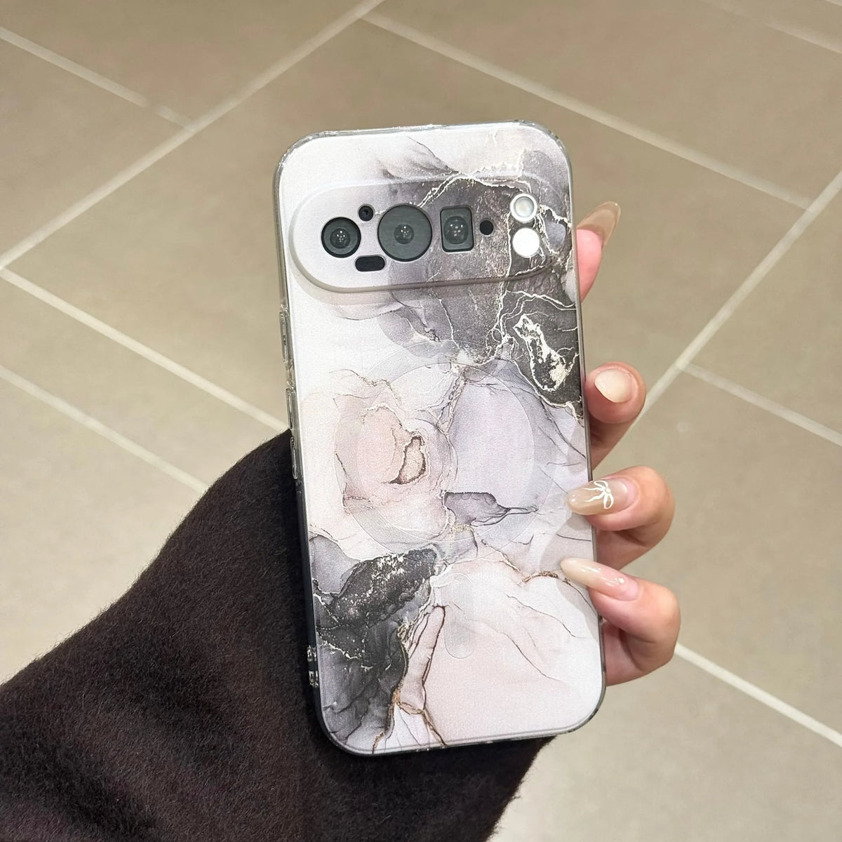 for Google Pixel 9 Pro XL Pixel 10 Pro XL Rope Strap Pendant Fold Phone Case Marble Patterned Shockproof Magnetic Soft Cover