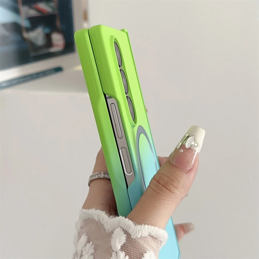 Gradient Dual Color Magnetic Liquid Silicone Phone Case for Samsung Galaxy Z Fold 7 6 5 4 Zfold3 Case For Magsafe Charging Cover