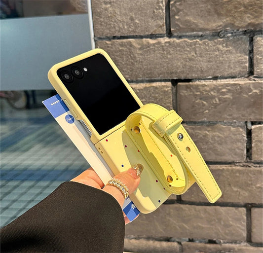 Classic Simple Korean Full Screen Wave Point Case with Adjustable Wrist Strap for Motorola Razr 60 Ultra Razr 50 Ultra  Cover